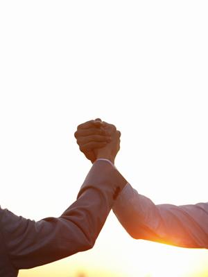 天王寺などで介護正社員の求人があります